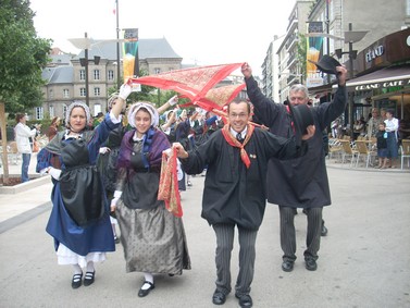 Lous Oyolos, groupe folklorique de l'Aveyron